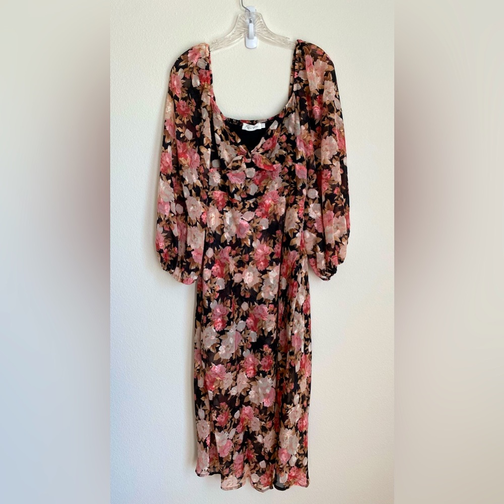 BRAND NEW - Petal and Pup/Pearl and Sea - Size 8 - Floral Faux Wrap Midi Dress
